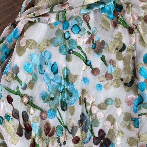 BCBG Max Azria floor length gown. Size 2 - Picture 4 of 6